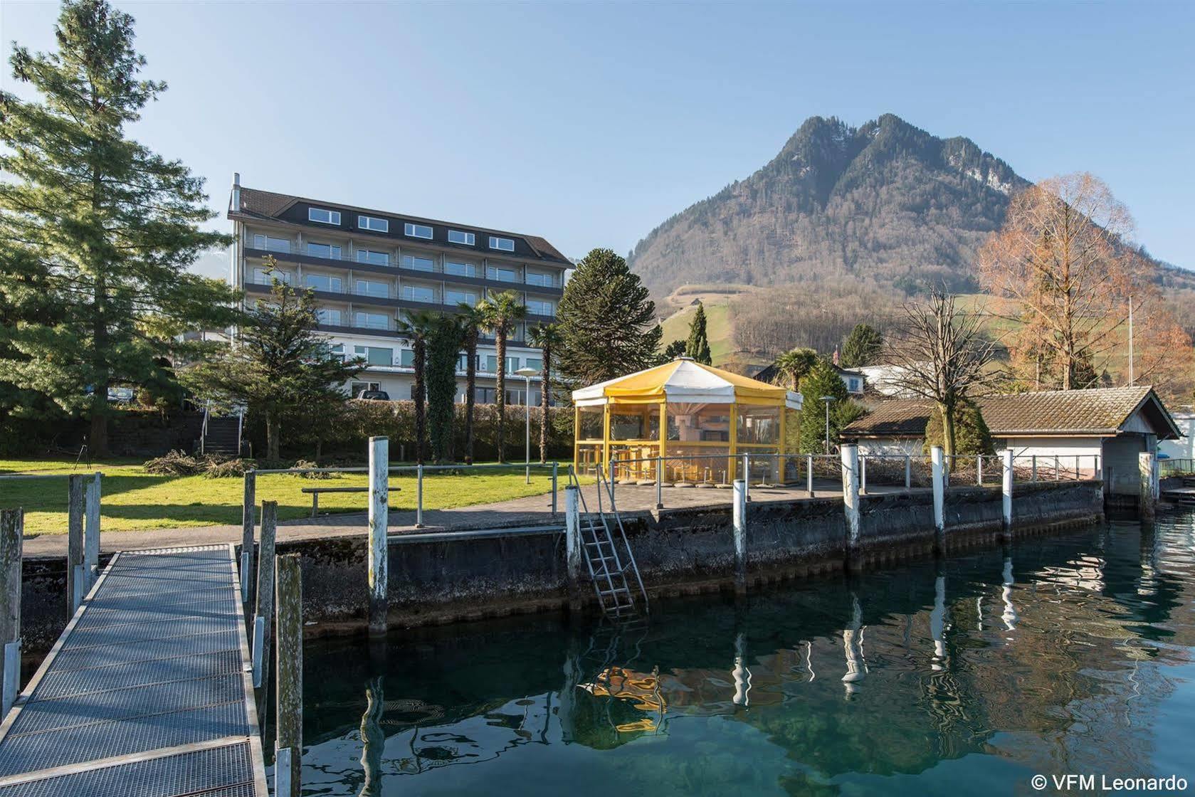 Seehotel Sternen Beckenried Exterior foto